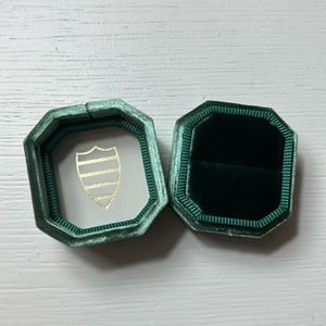 The Mrs Box - velvet emerald green